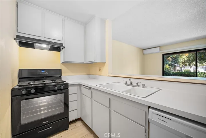 208 Orange Blossom, Irvine, California 92618