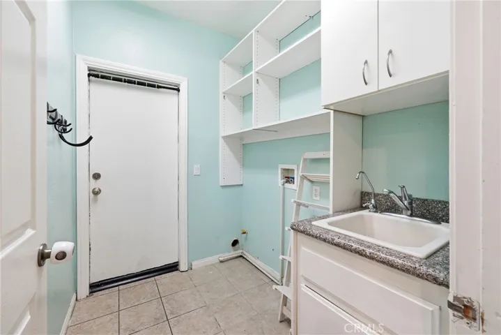 44154 Coral, Lancaster, California 93536
