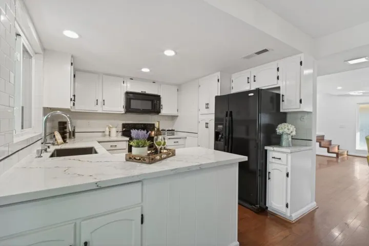 4428 Del Valle Parkway, Pleasanton, California 94566