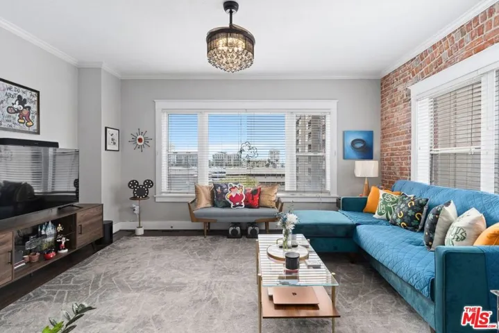 325 W 3rd Street 502, Long Beach, California 90802