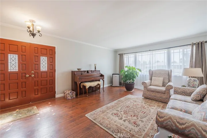 119 W 225th Street, Carson, California 90745
