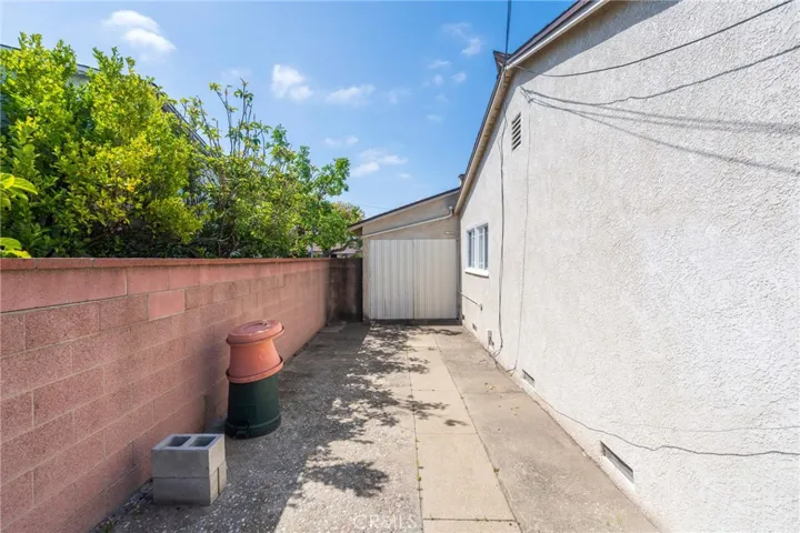 119 W 225th Street, Carson, California 90745
