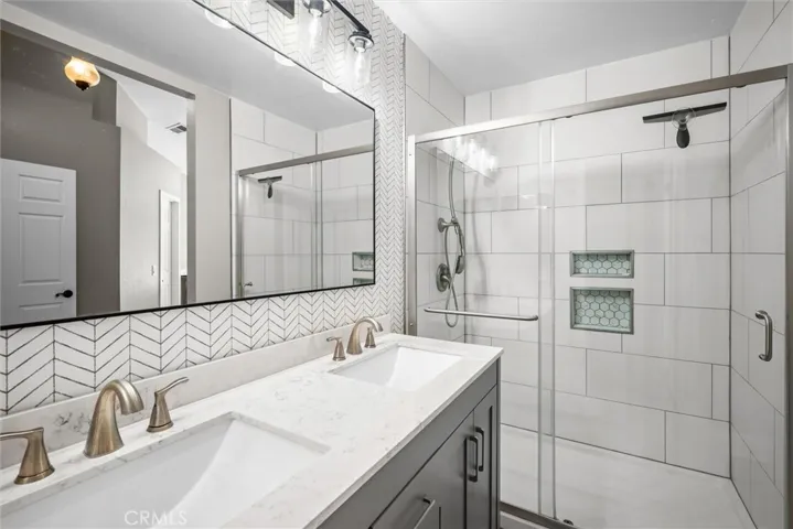 19288 White Dove, Riverside, California 92508