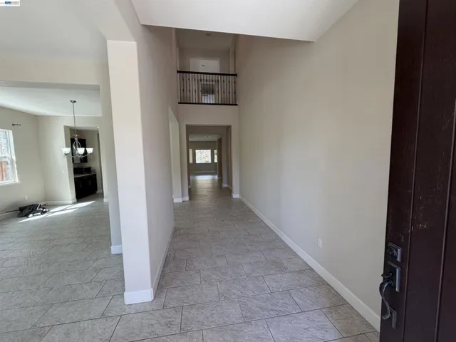 1695 N Terracina Dr, Dublin, California 94568