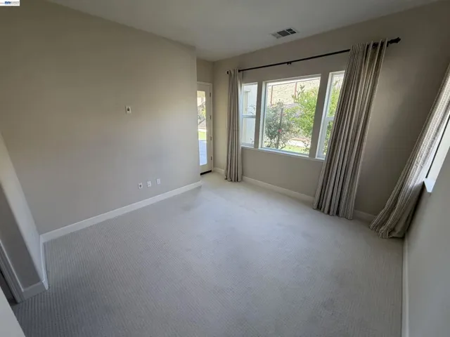 1695 N Terracina Dr, Dublin, California 94568