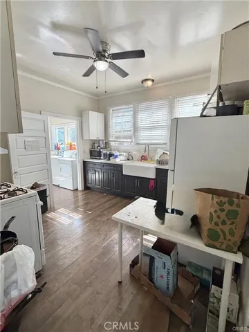 1188 W 28th, Los Angeles, California 90007