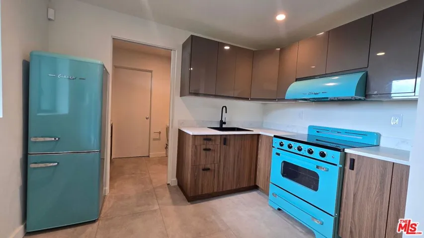 NEW Kitchen