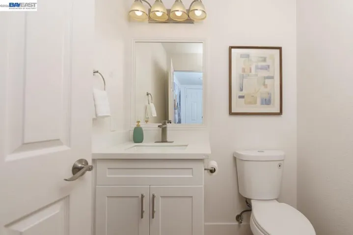 8591 Via Mallorca F, San Diego, California 92037
