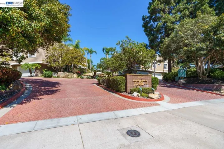8591 Via Mallorca F, San Diego, California 92037