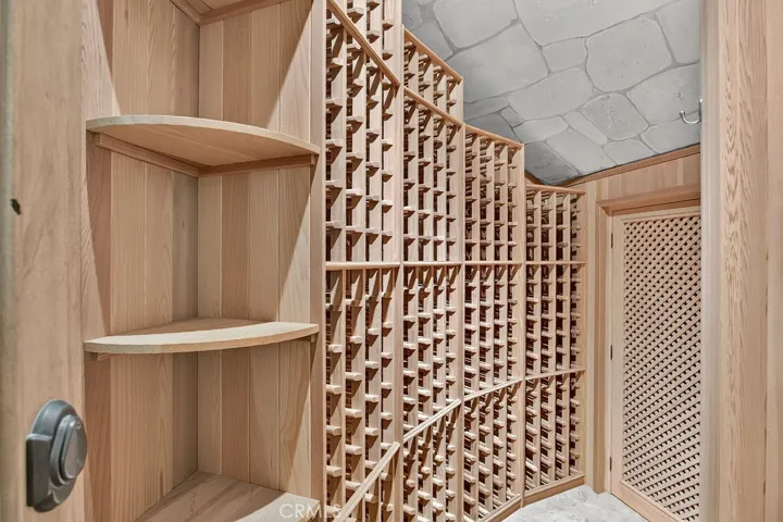 Wineroom