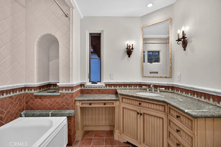 7206 Aviara Drive, Carlsbad, California 92011