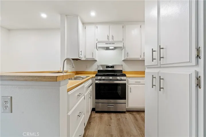 12330 Osborne St. #75 75, Pacoima, California 91331