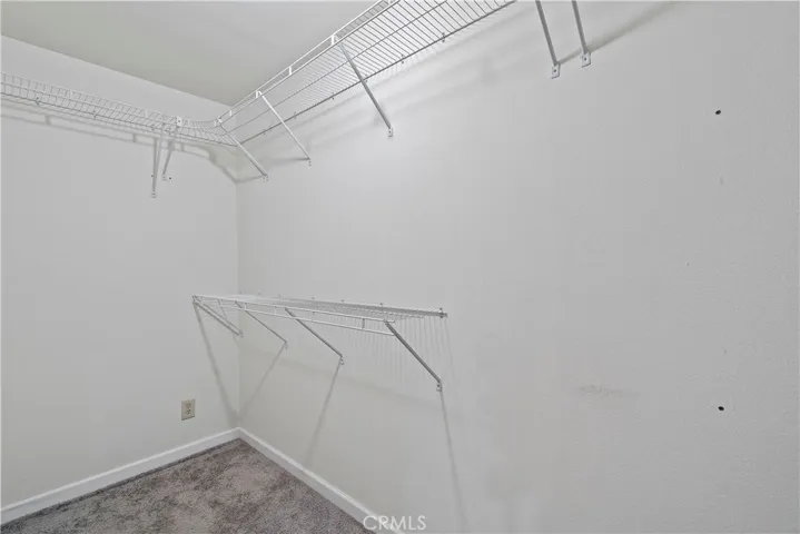Walk in closet