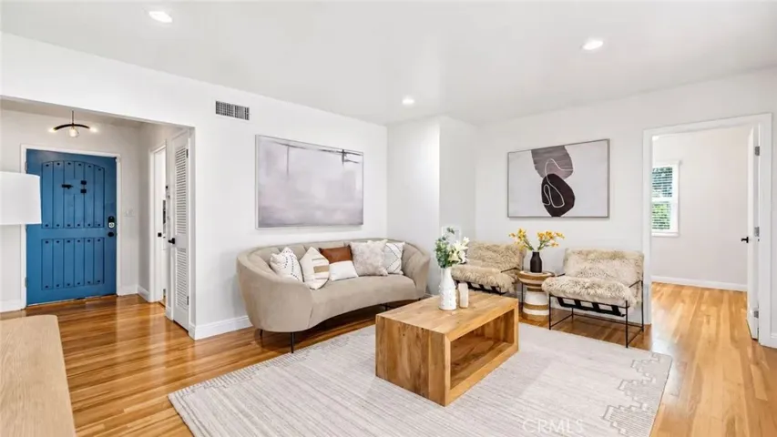 519 S Hollenbeck, West Covina, California 91791