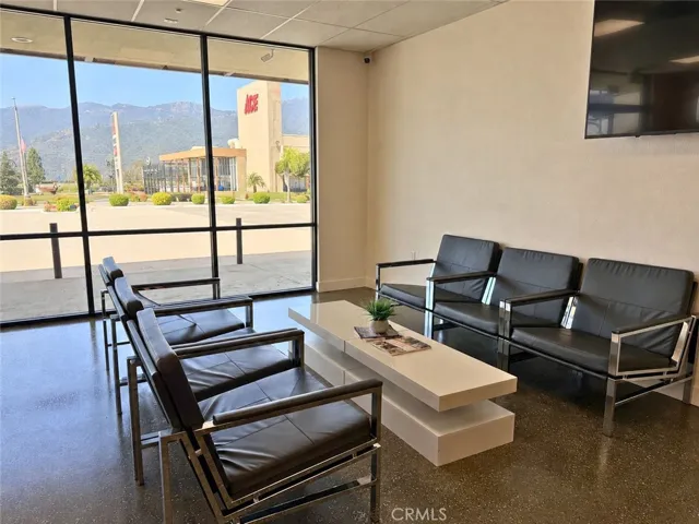3069 Foothill, La Crescenta, California 91214 — photo 5