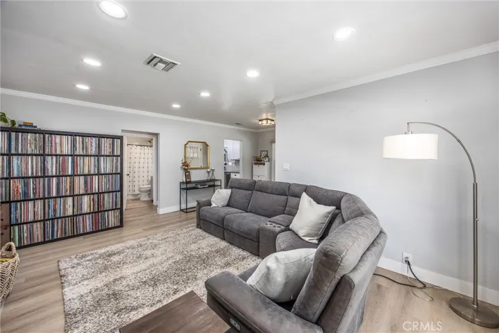 1760 W 9th, Pomona, California 91766