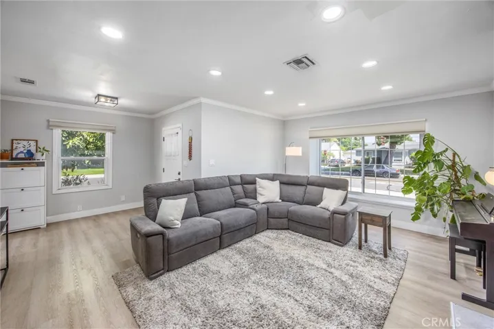1760 W 9th, Pomona, California 91766