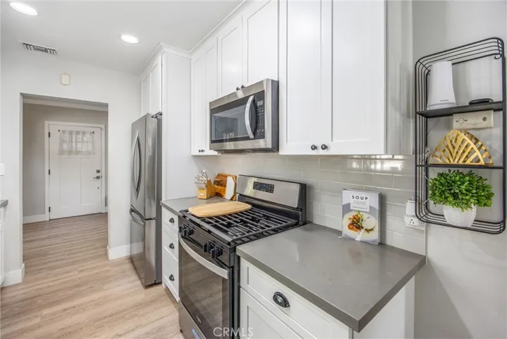 1760 W 9th, Pomona, California 91766