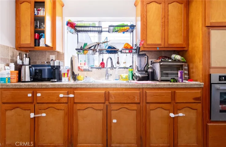 1455 W 60th Street, Los Angeles, California 90047