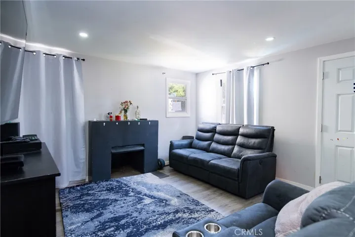 1455 W 60th Street, Los Angeles, California 90047