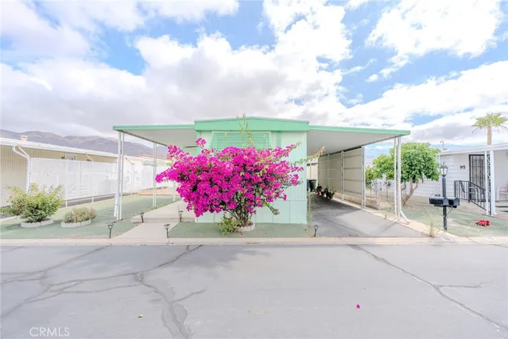 1499 Old Mountain, San Jacinto, California 92583