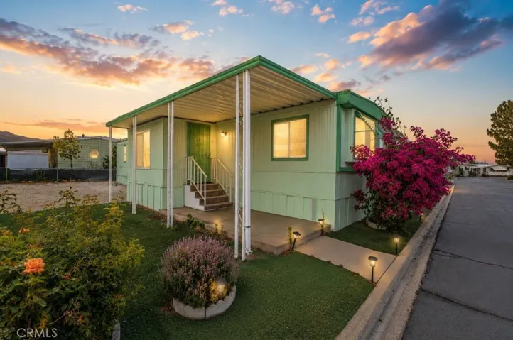 1499 Old Mountain, San Jacinto, California 92583