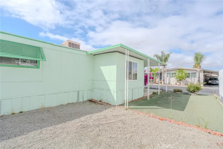 1499 Old Mountain, San Jacinto, California 92583