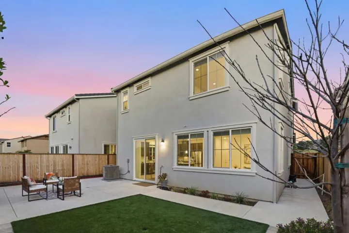 1619 Santiago Court, Gilroy, California 95020