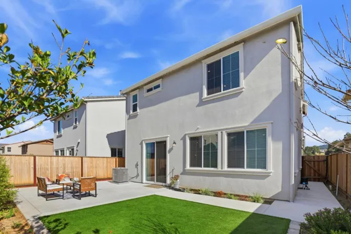 1619 Santiago Court, Gilroy, California 95020