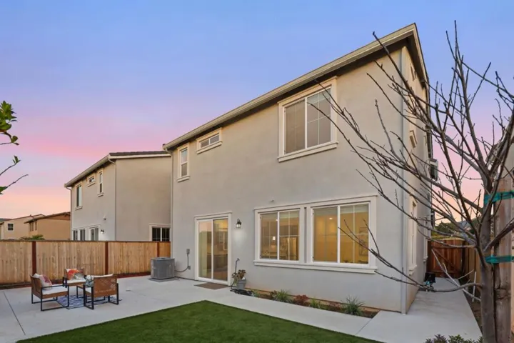 1619 Santiago Court, Gilroy, California 95020