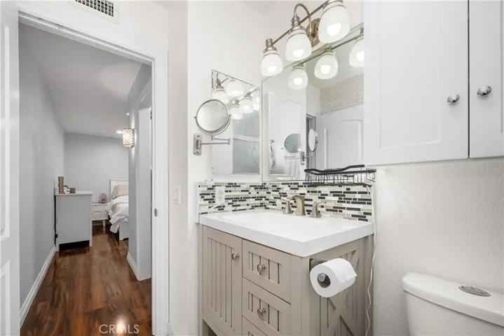22996 Caminito Mar, Laguna Hills, California 92653