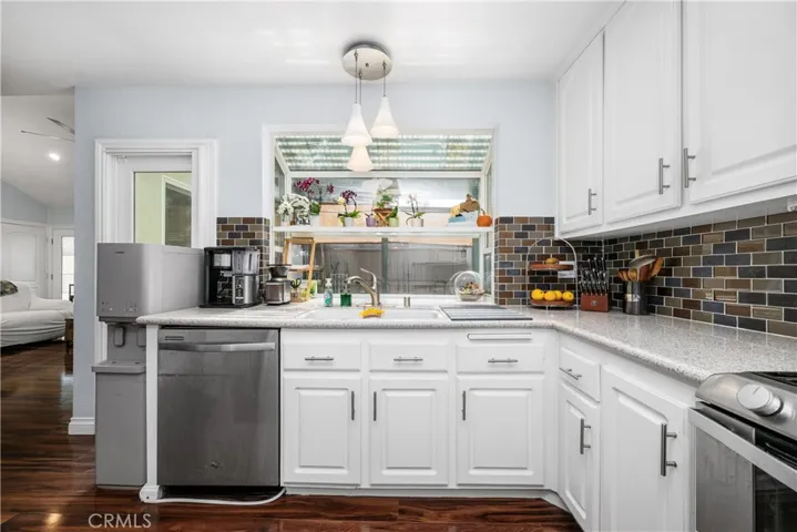 22996 Caminito Mar, Laguna Hills, California 92653