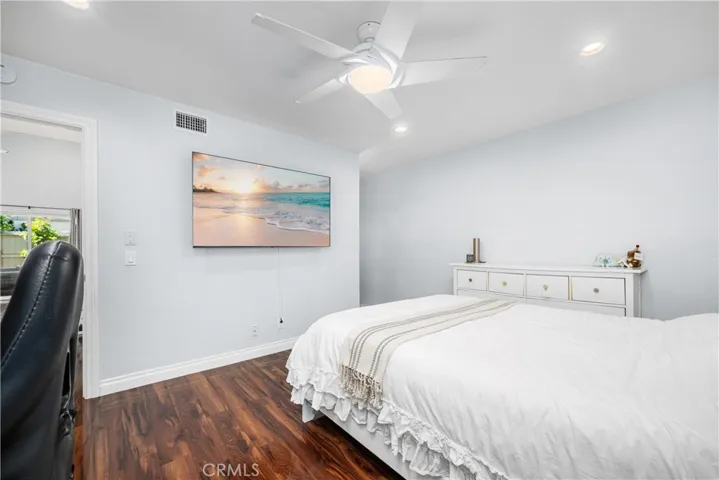 22996 Caminito Mar, Laguna Hills, California 92653
