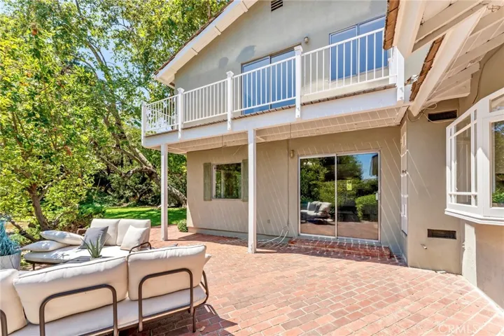 561 Sierra Meadows, Sierra Madre, California 91024