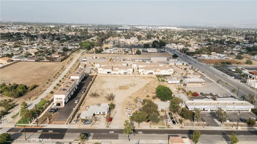 8447 Tamarind, Fontana, California 92335