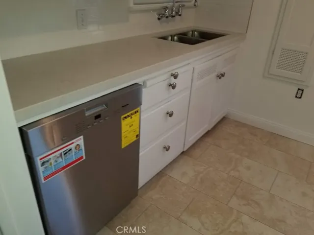 6160 Gundry, Long Beach, California 90805