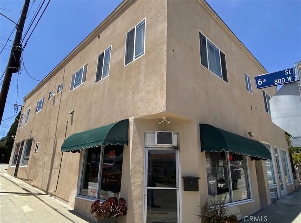 537 S Cabrillo