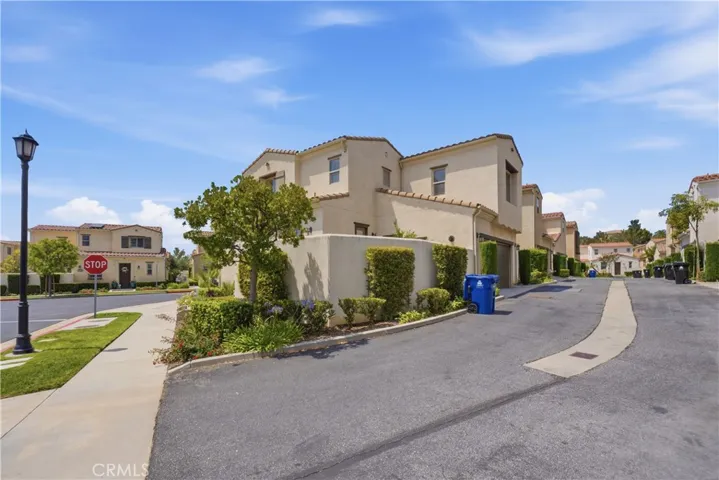 11501 Cararra, Porter Ranch, California 91326