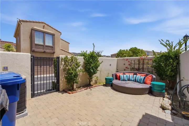 11501 Cararra, Porter Ranch, California 91326