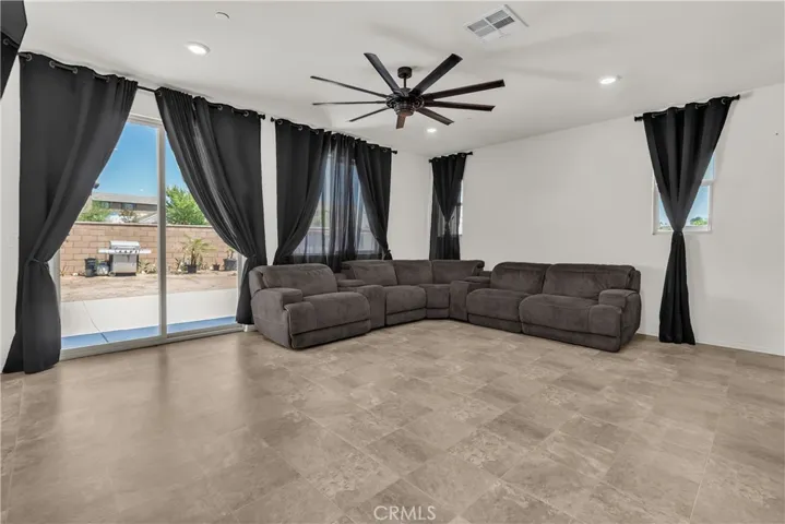 3140 Winter Park, Jurupa Valley, California 92509