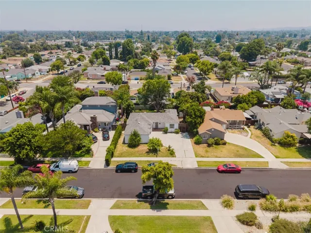 6712 Belmar Avenue, Reseda, California 91335