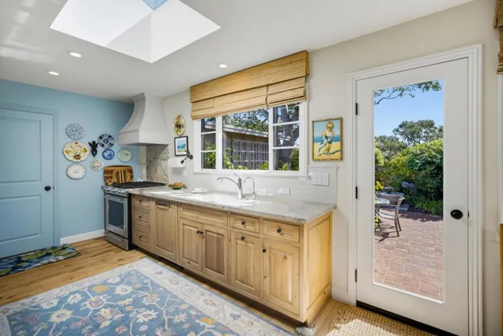 1034 Matador Road, Pebble Beach, California 93953