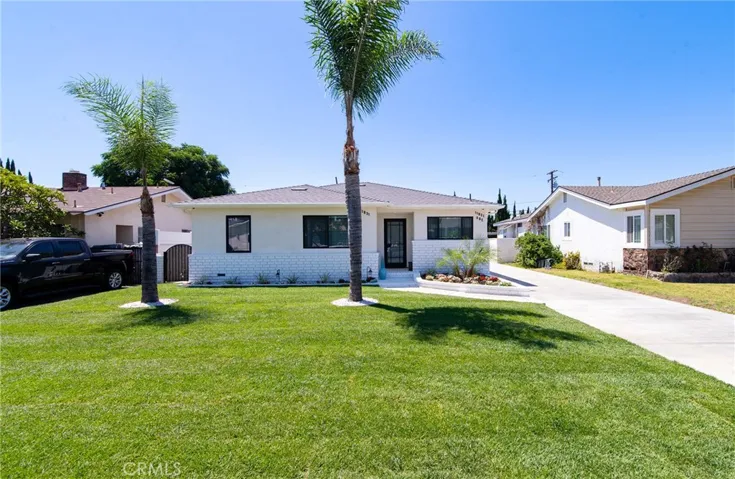 11831 Pomering B, Downey, California 90241