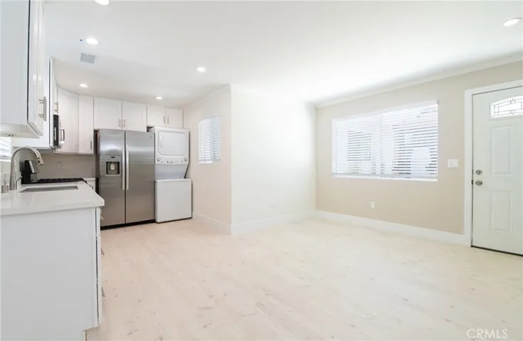 11831 Pomering B, Downey, California 90241