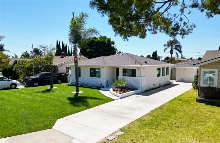 11831 Pomering B, Downey, California 90241