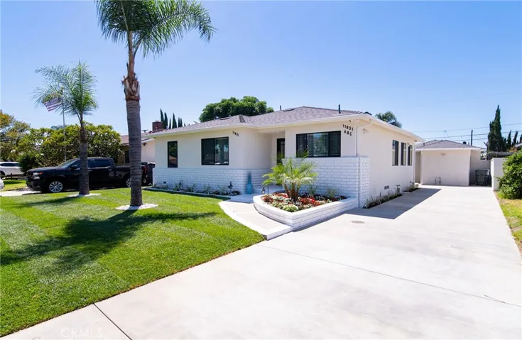 11831 Pomering B, Downey, California 90241