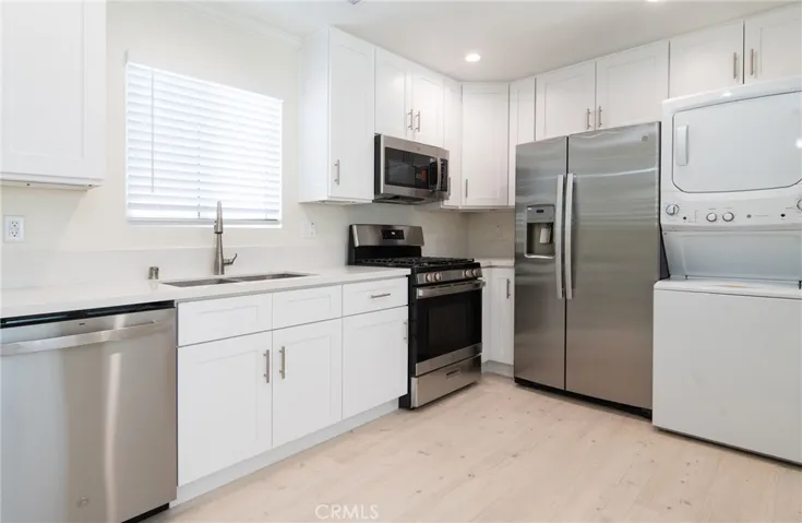 11831 Pomering B, Downey, California 90241
