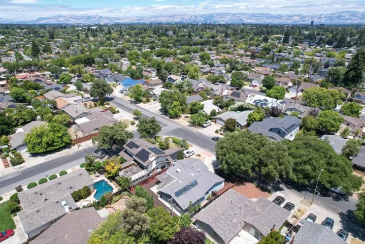 2293 Middletown Drive, Campbell, California 95008