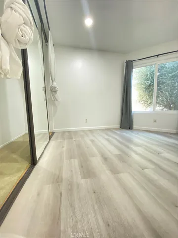 18645 Hatteras, Tarzana, California 91356