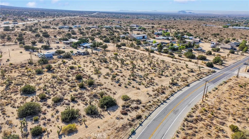 875 Locust Road, Pinon Hills, California 92372 — photo 5